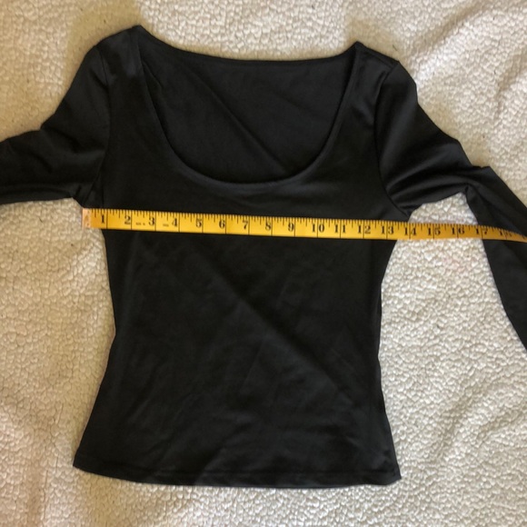 10 / $10 SHEIN women’s top - Picture 3 of 6